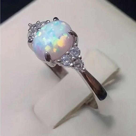 Opal Cubic Zirconia Silver Tone Ring Size Size 8 NWT - Picture 6 of 6